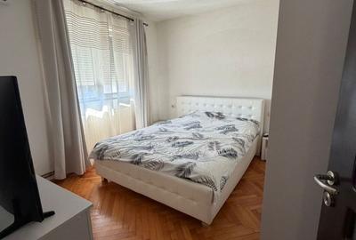 Apartament cu 3 camere decomandat în Grădiște - 5