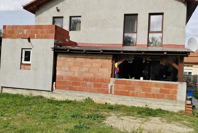 Casa de vanzare - 2
