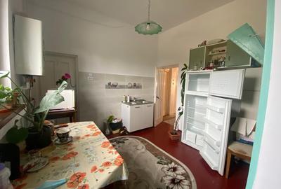 Apartament cu 3 camere, mobilat în Copou - 4