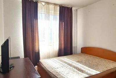 Apartament cu 3 camere decomandat în Rahova - 3