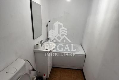 Garsonieră decomandată, mobilată în Central - 4