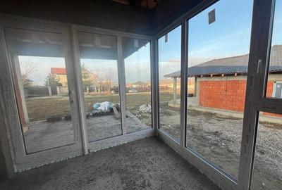 RECO Casa plan parter cu 3 dormitoare-la rosu- Paleu - 14