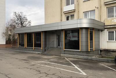 Spațiu comercial, de 100 mp, în Ultracentral - 8