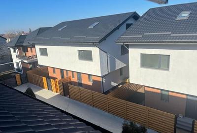 Duplex cu 5 camere cu Canalizare în Sud - 29