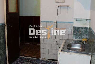 Apartament cu 3 camere decomandat în Central - 1