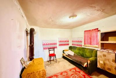 Casă cu 3 camere cu Teren 920 Mp în Central - 2