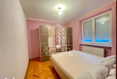 Apartament cu 4 camere decomandat, mobilat în Banu Mărăcine