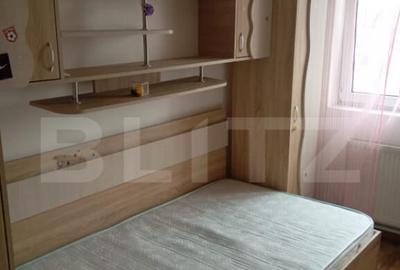 Apartament 3 camere, 48 mp, zona Micro 6 - 6