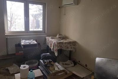 Apartament cu 2 camere în Micro 15 - 1