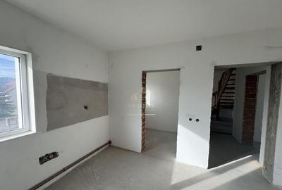 Casă cu 5 camere cu Teren 560 Mp în Câmpulung Muscel - 4