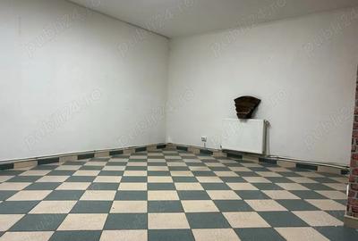 Spațiu comercial, de 50 mp, în Central - 5