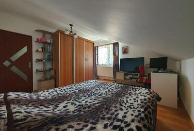 Apartament cu 3 camere decomandat în Central - 4