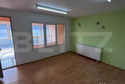 Spațiu comercial, de 19 mp, în Dej