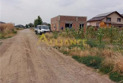 Teren Construcții intravilan de 330 mp, în Berceni - 3