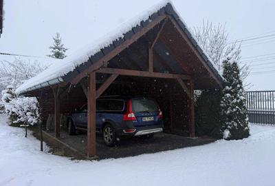 Casă cu 4 camere în Crăciunești - 1