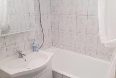 1 camera in zona Lipovei - 3