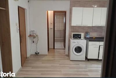 Apartament cu 2 camere decomandat în Plopilor - 3