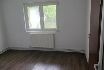 Apartament cu 2 camere decomandat în Mătăsari - 7