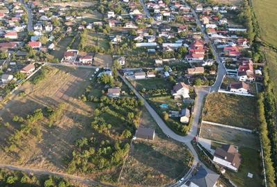 Teren Construcții intravilan de 922 mp, în Tamași - 3