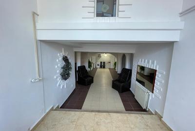 Duplex cu 9 camere cu Canalizare în Central - 7