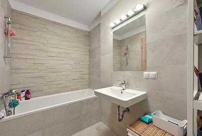 Apartament cu 2 camere decomandat, mobilat în Tractorul - 6