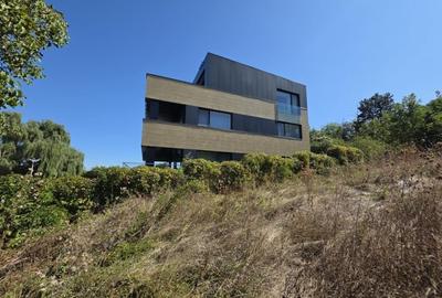 Vanzare teren cu deschidere la lac, zona Ciofliceni - Sangov. - 7