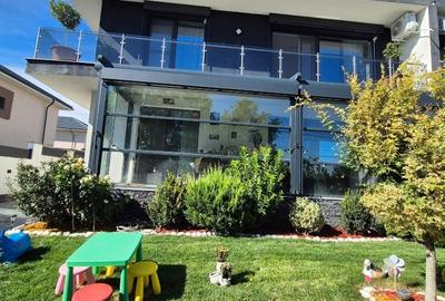 Casa 5 camere, 3 bai, 3 locuri de parcare, teren 302 mp, Tunari, vedere la lac - 15