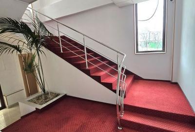 Spațiu comercial, de 393 mp, în Ultracentral