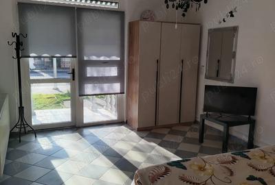 Garsonieră decomandată în Central - 9
