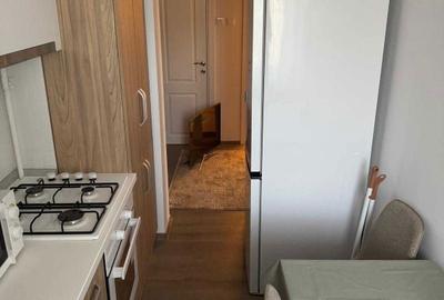 Apartament cu 3 camere decomandat în 7 Noiembrie - 3