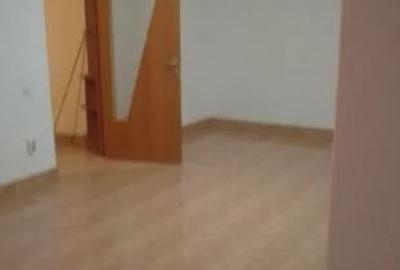 Vitan Mall Metrou DRISTOR bl MIXT reabilitat,decomandata, p/4,balcon,AC,mobilata - 3