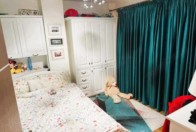 Apartament cu 3 camere decomandat în Babadag