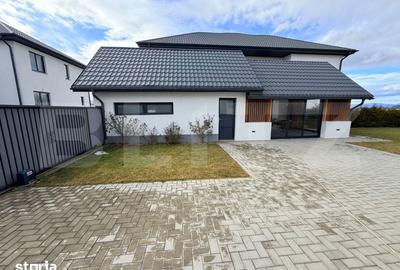 Casă cu 5 camere cu Teren 700 Mp în Central - 12