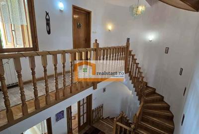 Casă cu 7 camere cu Teren 1800 Mp în Est - 3