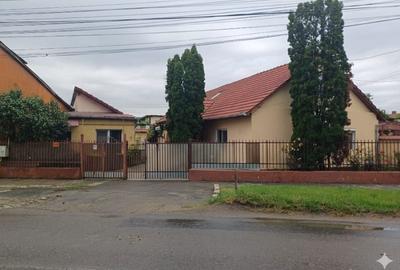 Casă cu 4 camere decomandat în Vladimirescu - 3