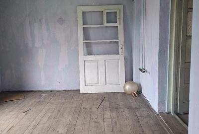 Casă cu Teren 600 Mp în Sud - 4