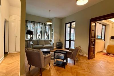 Apartament cu 5 camere semidecomandat, mobilat în Capitale - 2