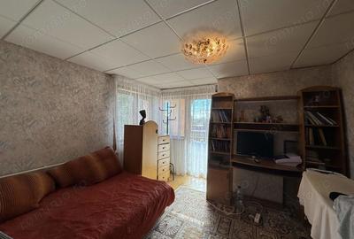 Casă cu 6 camere cu Teren 4057 Mp în Găneasa - 3