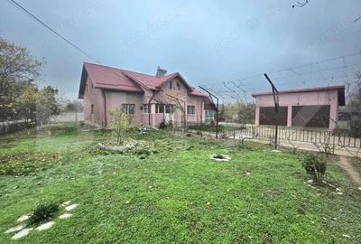 Casa parter 145 mp + teren 1.749 mp, strada Mircea Voda - 10