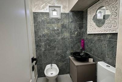 Apartament cu 3 camere în Central - 9