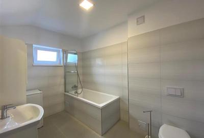 Apartament cu 3 camere decomandat, mobilat în Tractorul - 12
