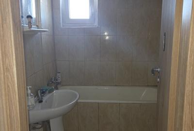 Apartament cu 3 camere decomandat în Brâncoveanu - 13