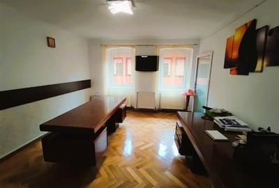 Apartament 3 Camere pentru Birouri sau Servicii. Zona Centrala - 7
