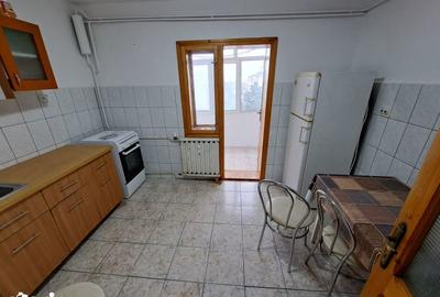 Apartament cu 3 camere decomandat în Burdujeni - 2
