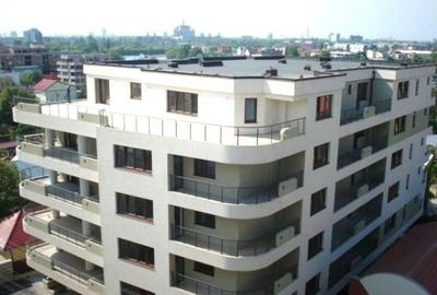 Apartament cu 3 camere decomandat, mobilat în Băneasa - 16