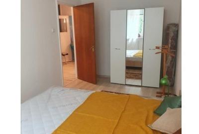 Apartament cu 4 camere decomandat în Titan - 2