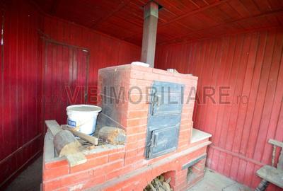 Urlati - Str Eternitatii - Vila 12 camere - teren 1081mp - 2 garaje - 15