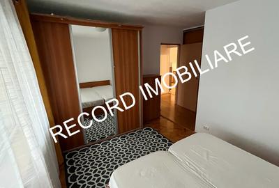 Apartament decomandat 3 cam, 2 bai, zugravit,balcon cartier Grigorescu - 4