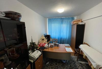 Apartament cu 3 camere decomandat în Prundu - 7
