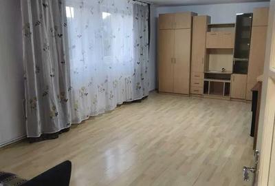 Garsonieră decomandată, mobilată în Mănăștur